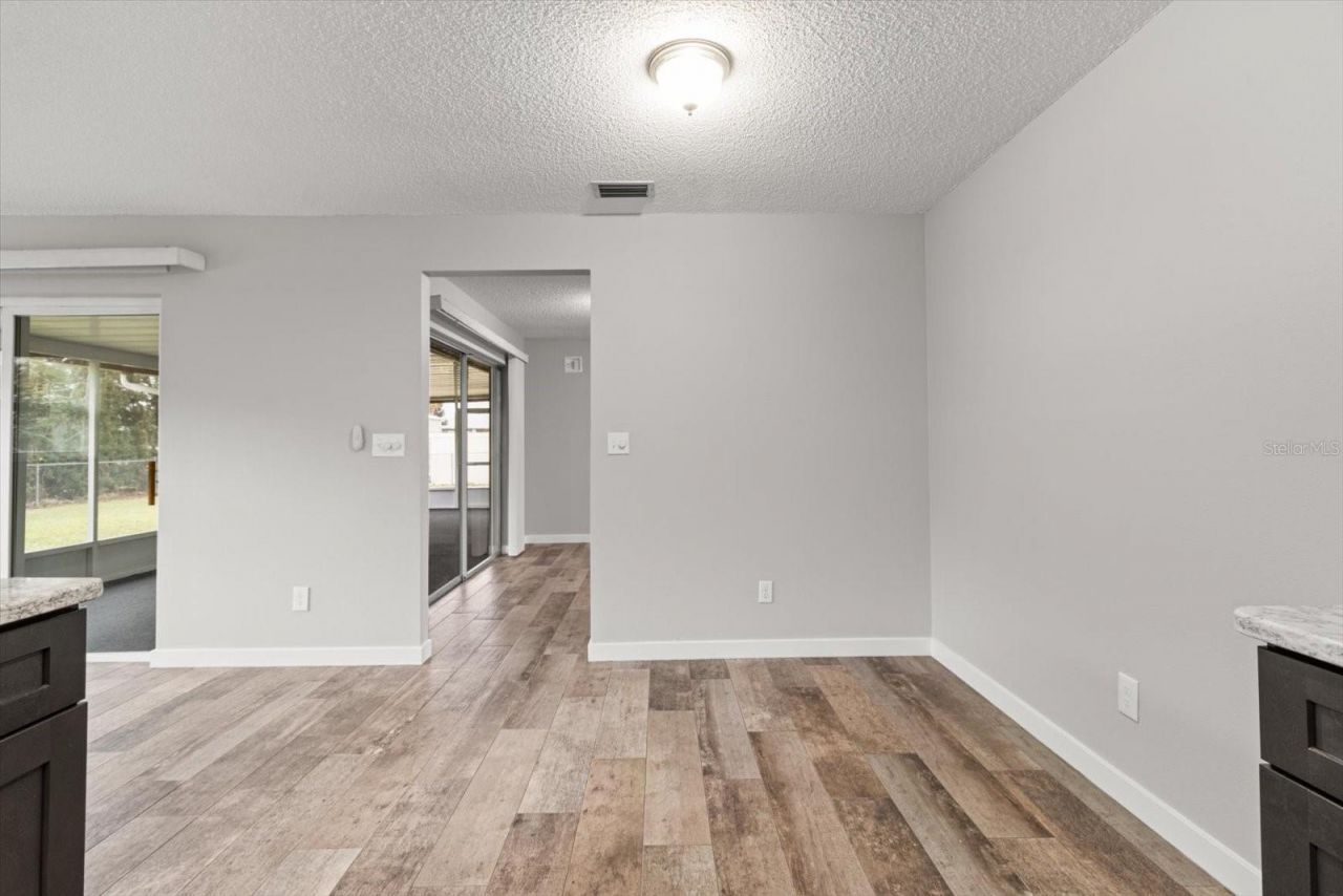 512 Paradise Point , Crystal River, FL 34429 Photo