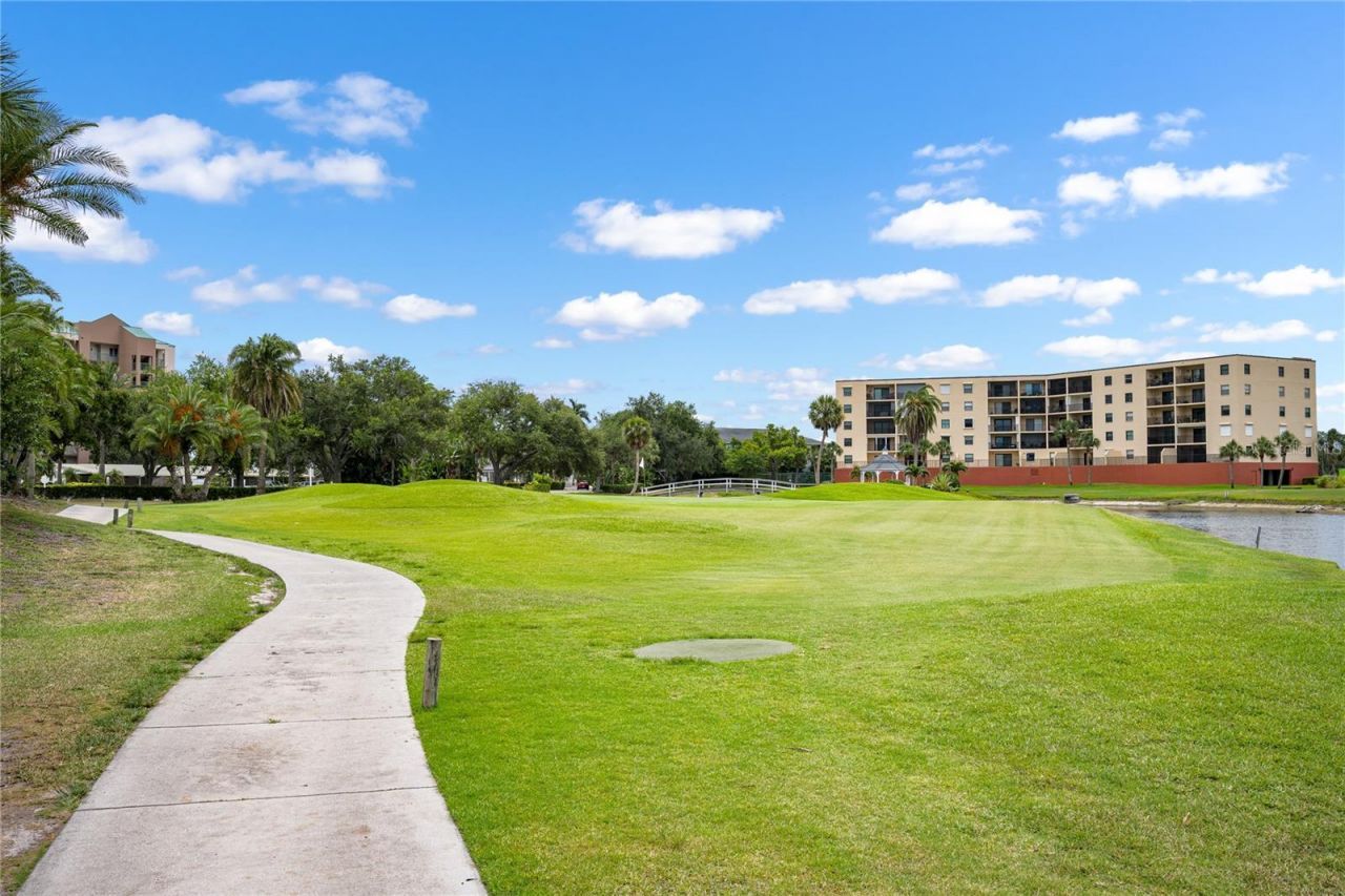 1608 Fairway Oaks Drive , Palmetto, FL 34221 Photo