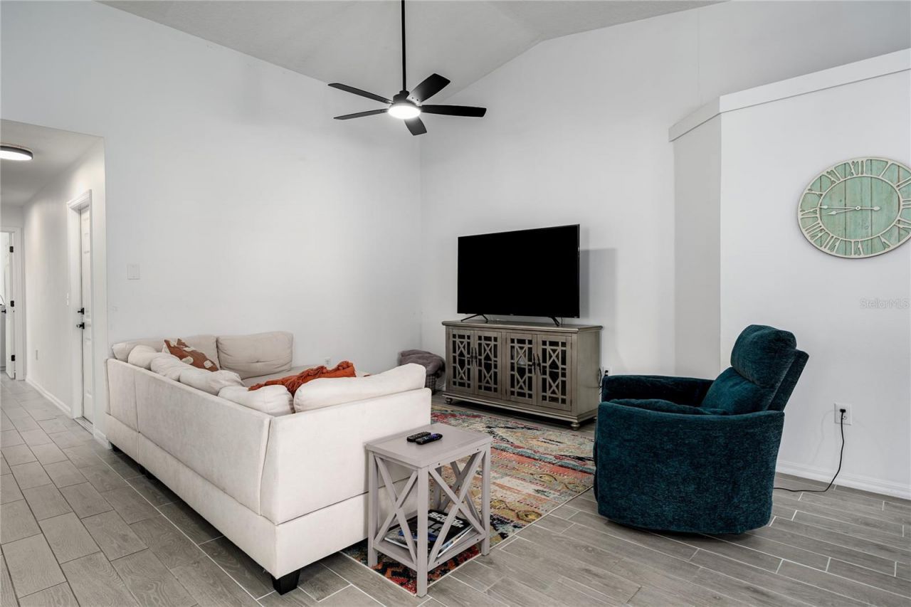 1608 Fairway Oaks Drive , Palmetto, FL 34221 Photo