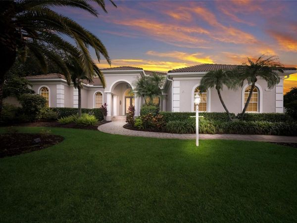 7920 ROYAL QUEENSLAND WAY , LAKEWOOD RANCH, FL 34202