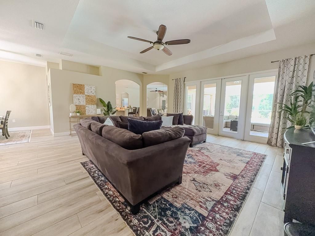 5852 Cachette De Riviera Court, New Port Richey, FL 34655 Photo