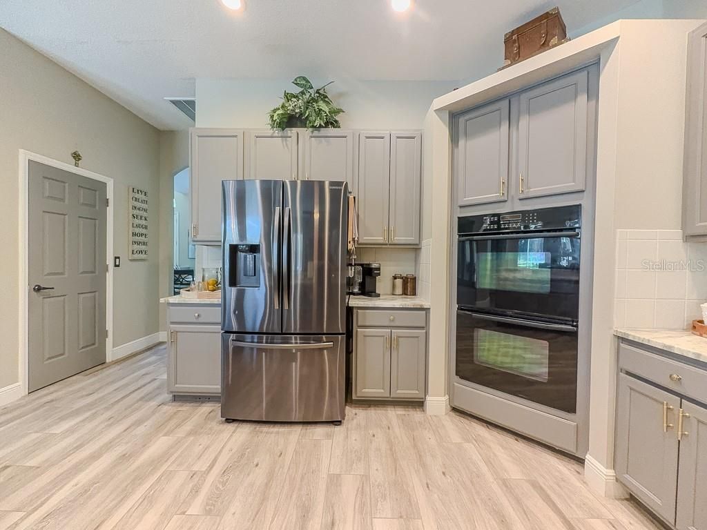 5852 Cachette De Riviera Court, New Port Richey, FL 34655 Photo