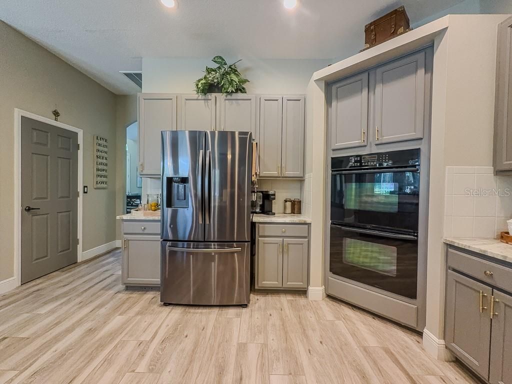 5852 Cachette De Riviera Court, New Port Richey, FL 34655 Photo