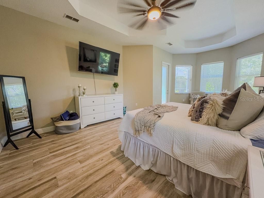 5852 Cachette De Riviera Court, New Port Richey, FL 34655 Photo