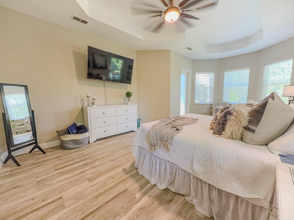 5852 Cachette De Riviera Court, New Port Richey, FL 34655 Photo