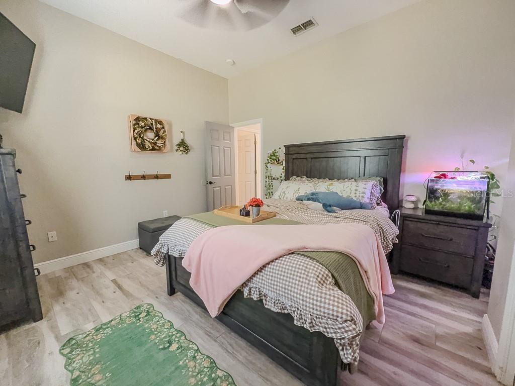 5852 Cachette De Riviera Court, New Port Richey, FL 34655 Photo