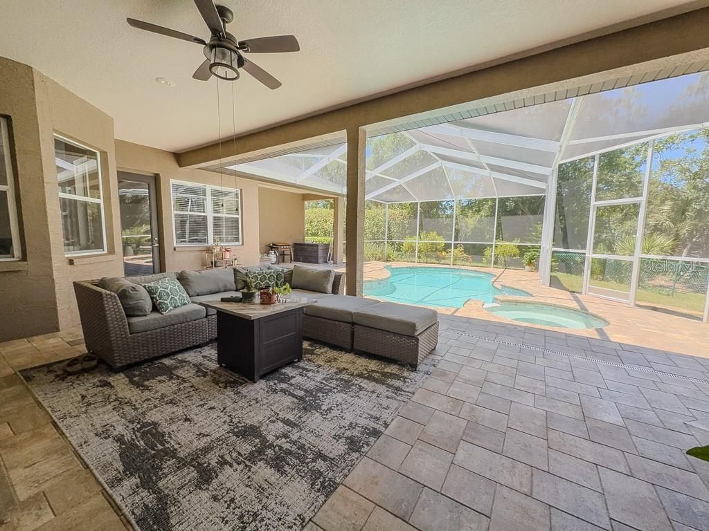 5852 Cachette De Riviera Court, New Port Richey, FL 34655 Photo