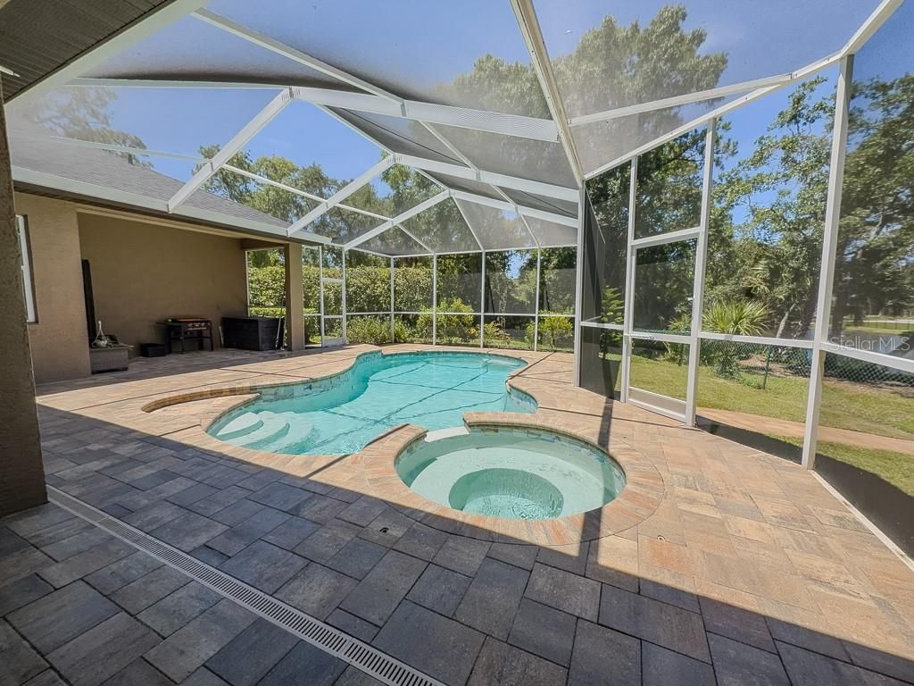 5852 Cachette De Riviera Court, New Port Richey, FL 34655 Photo