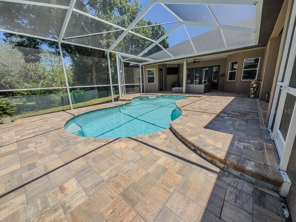 5852 Cachette De Riviera Court, New Port Richey, FL 34655 Photo