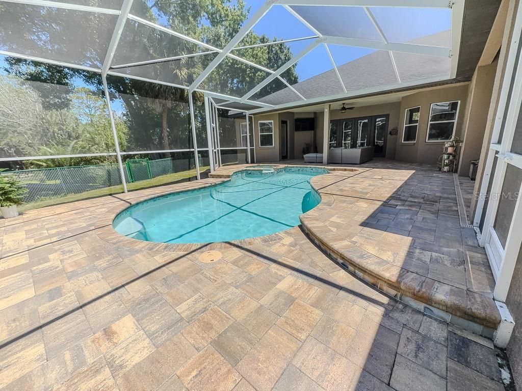 5852 Cachette De Riviera Court, New Port Richey, FL 34655 Photo