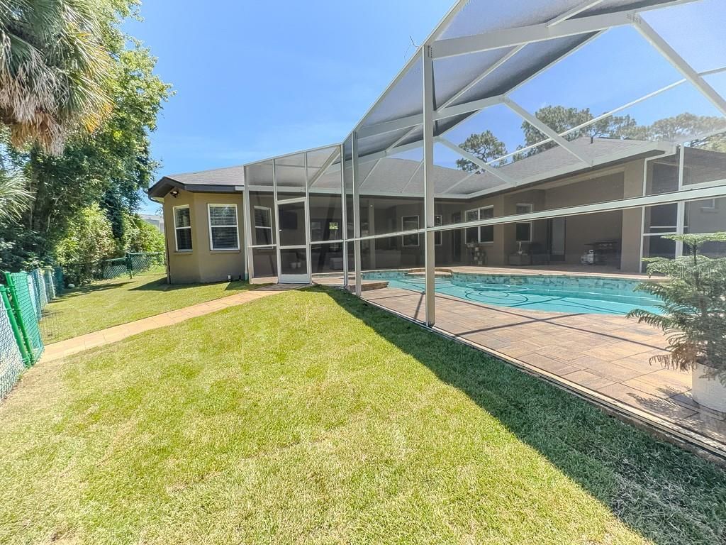 5852 Cachette De Riviera Court, New Port Richey, FL 34655 Photo