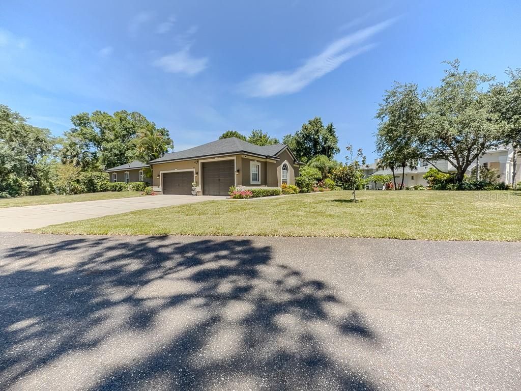 5852 Cachette De Riviera Court, New Port Richey, FL 34655 Photo