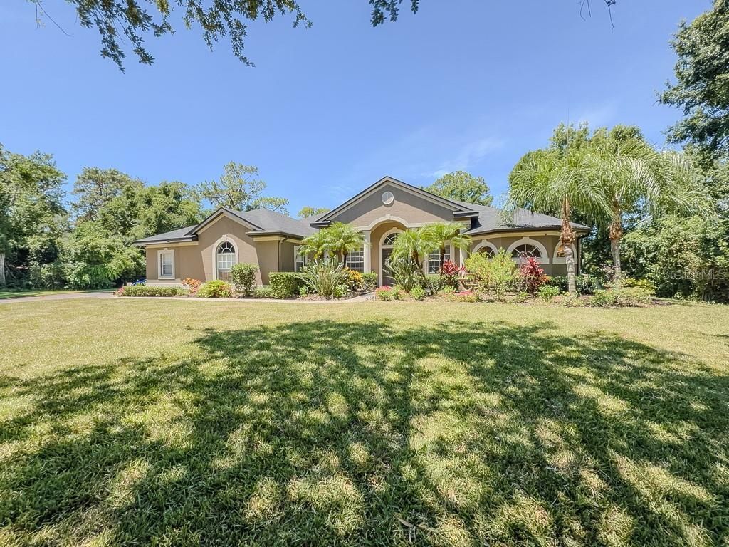 5852 Cachette De Riviera Court, New Port Richey, FL 34655 Photo