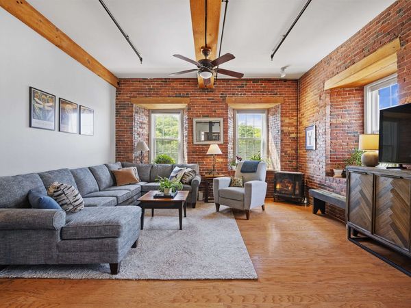 6 Bay Road, Unit 9, Newmarket, NH 03857