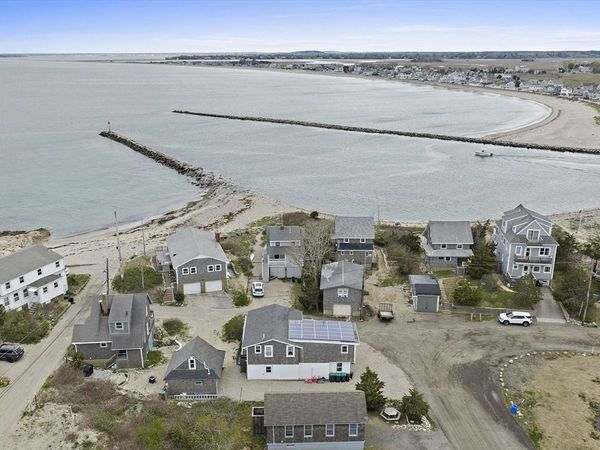 8 Water St, Marshfield, MA 02050
