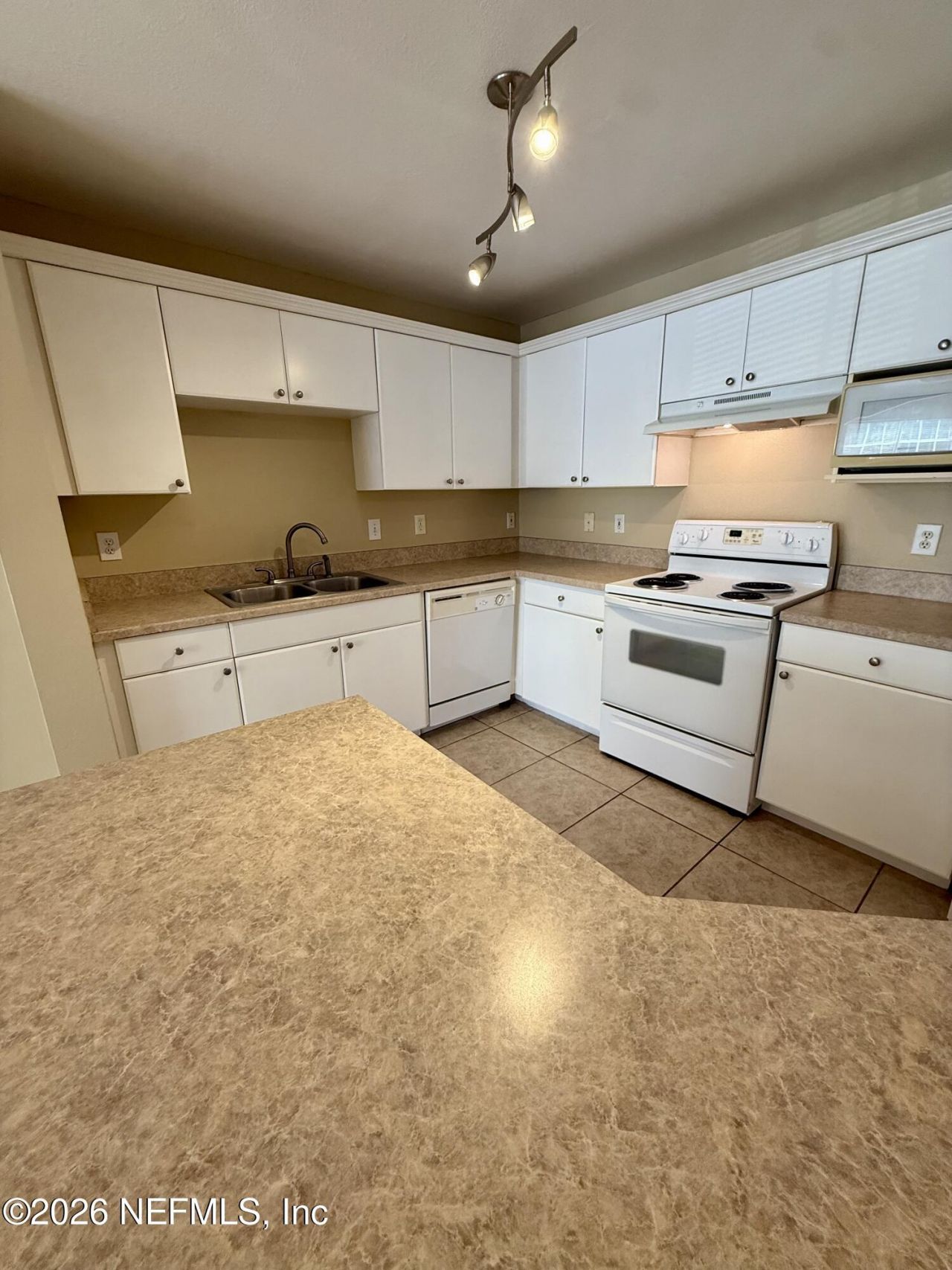 3591 Kernan Boulevard S, Unit 217, Jacksonville, FL 32224 Photo