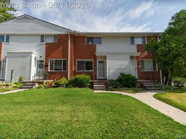 502 W Houstonia Avenue, Royal Oak, MI 48073