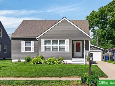 1325 N Gafield Street, Fremont, NE 68025