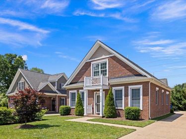 2358 ALSTON CIR, HARRISONBURG, VA 22802