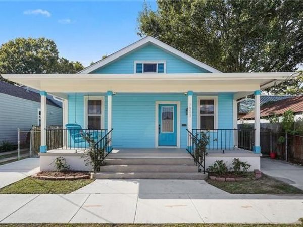 7922 COLAPISSA Street , New Orleans, LA 70125