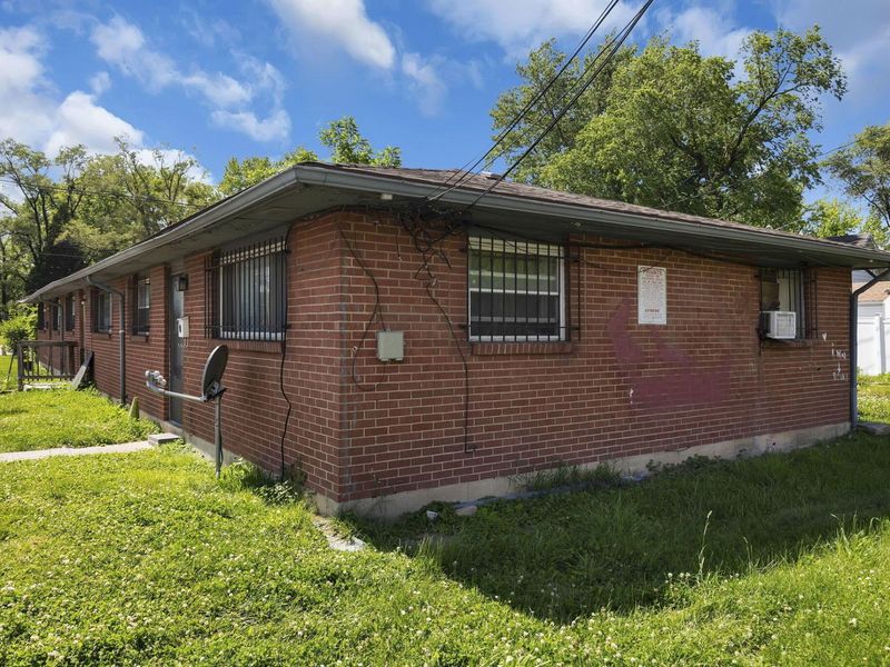 942 N Cassady Avenue, Columbus, OH 43219 Photo 2