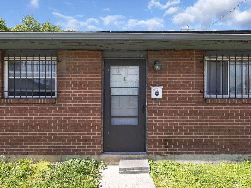 942 N Cassady Avenue, Columbus, OH 43219 Photo 4
