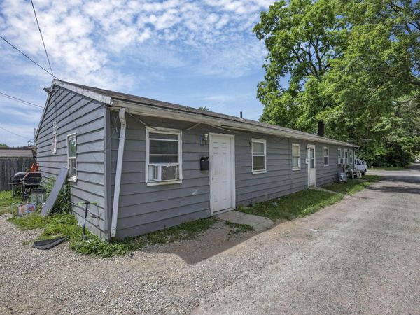 1827 E Lakeview , Columbus, OH 43224
