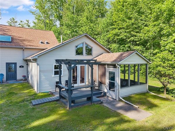 29 Fawn Road, Bernhards Bay, NY 13028