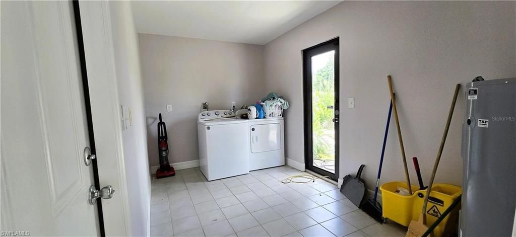 1031 Averly St, Fort Myers, FL 33919 Photo