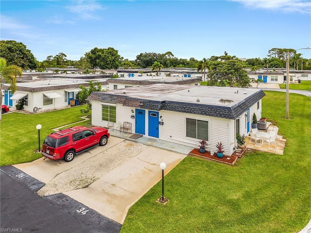 34 Hamlin Ct , Lehigh Acres, FL 33936 Photo