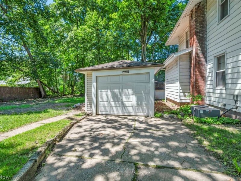 280 Wildwood Avenue, Akron, OH 44320 Photo 38