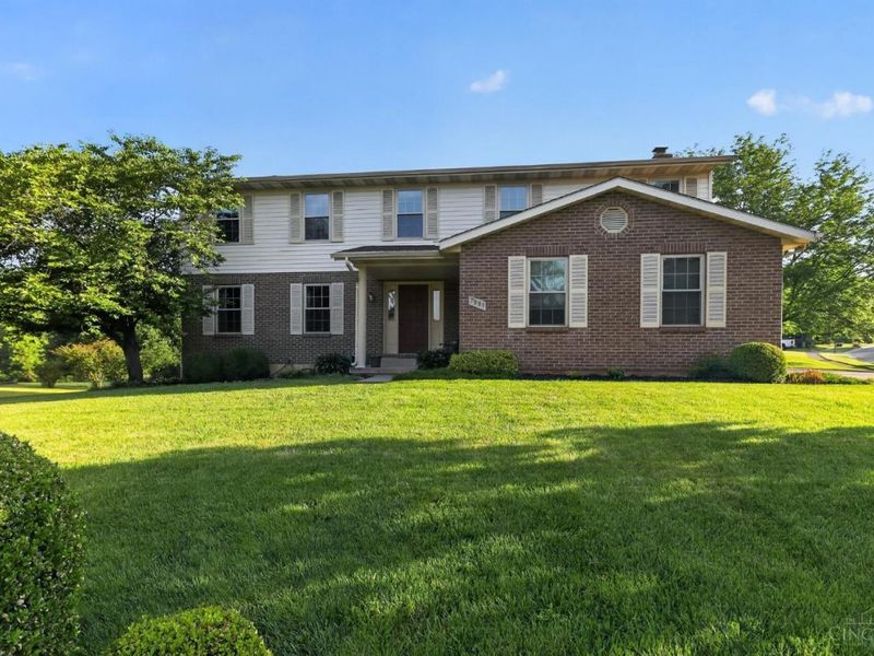 7889 Drawbridge Court, West Chester, OH 45069 Photo 1