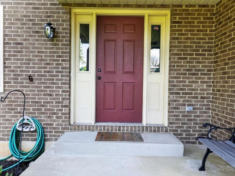 7889 Drawbridge Court, West Chester, OH 45069 Photo 2