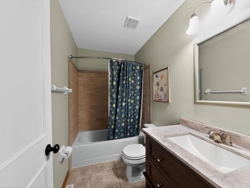 7889 Drawbridge Court, West Chester, OH 45069 Photo 20