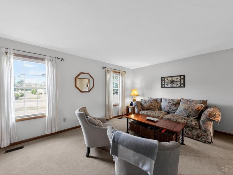 7889 Drawbridge Court, West Chester, OH 45069 Photo 5