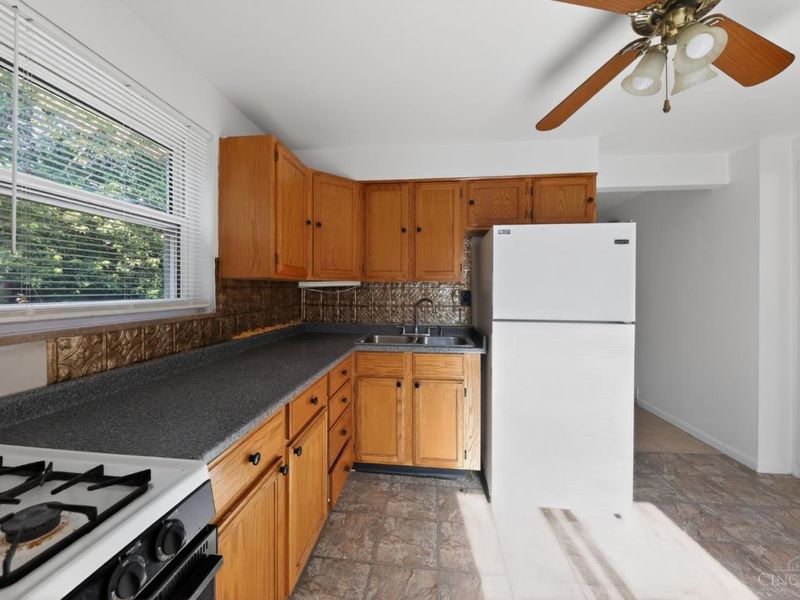2505 Rack Court, Cincinnati, OH 45239 Photo 16