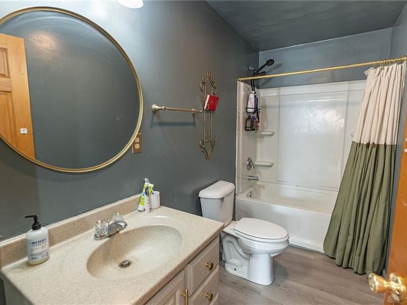 3953 Navajo Trail, Silvercreek Township, OH 45335 Photo 22