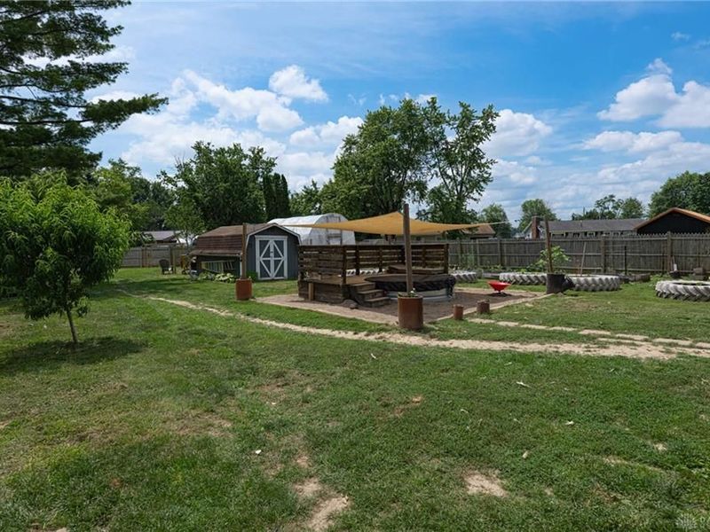3953 Navajo Trail, Silvercreek Township, OH 45335 Photo 28