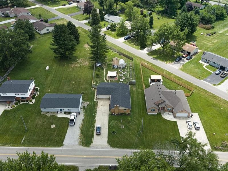 3953 Navajo Trail, Silvercreek Township, OH 45335 Photo 3