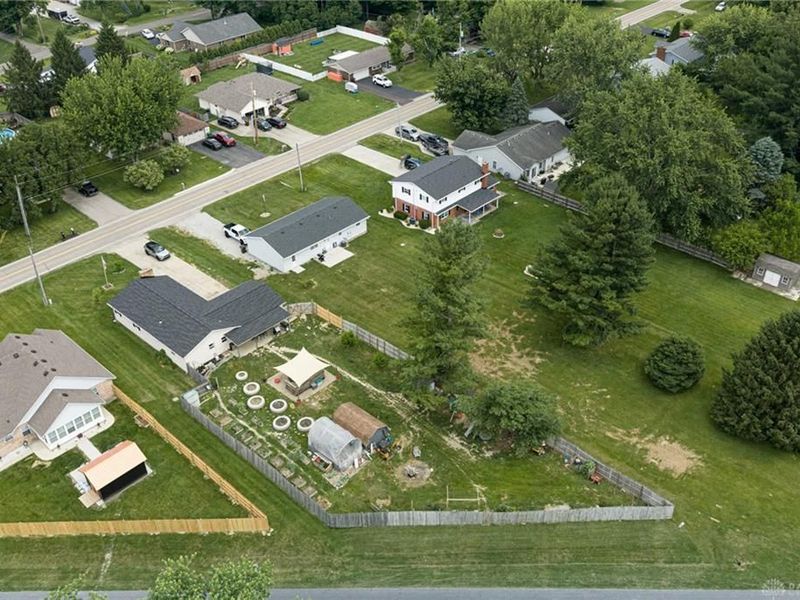 3953 Navajo Trail, Silvercreek Township, OH 45335 Photo 34