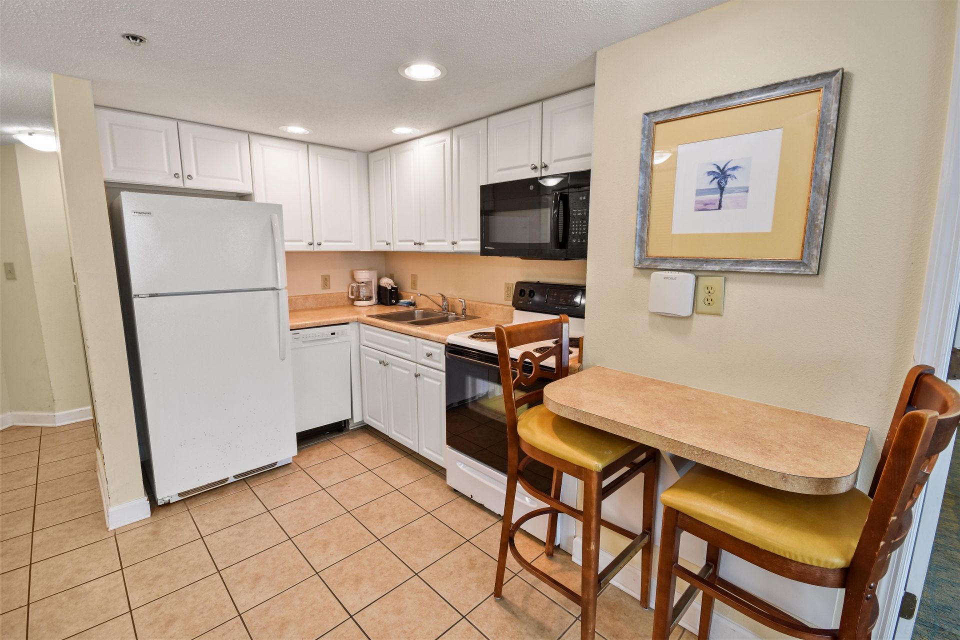 2501 S Ocean Blvd.  Photo 6