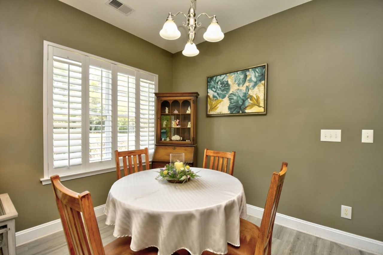 110 Portsmith Dr.  Photo 13