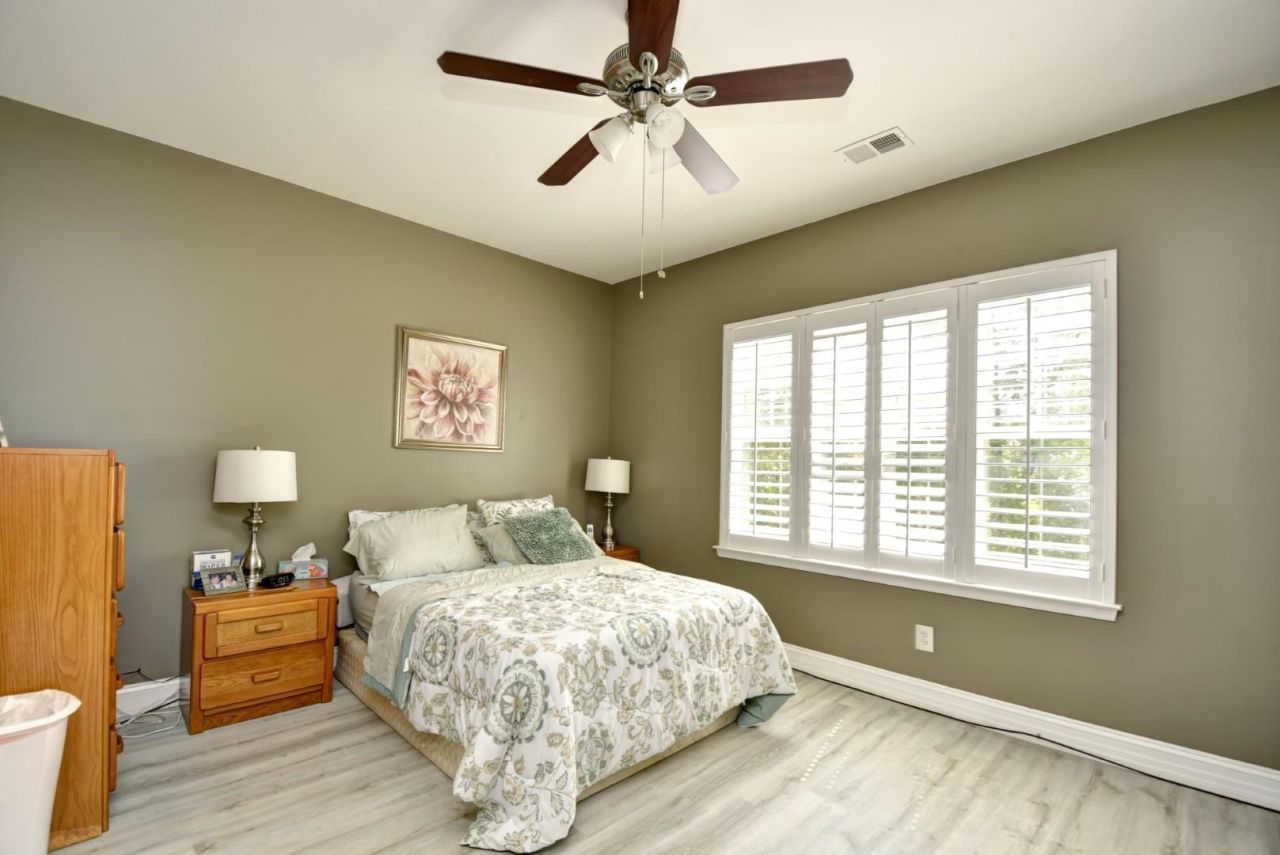 110 Portsmith Dr.  Photo 19