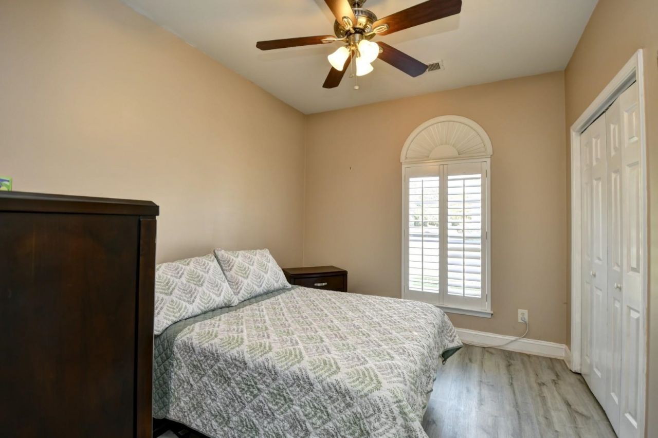 110 Portsmith Dr.  Photo 25