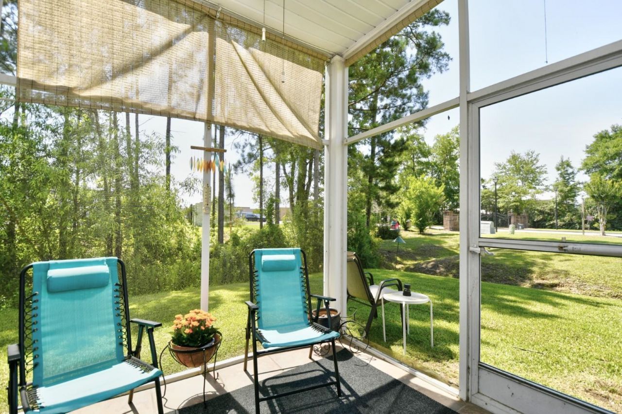110 Portsmith Dr.  Photo 33