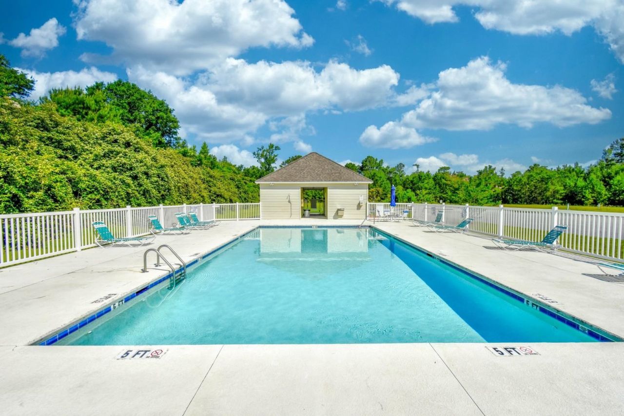 110 Portsmith Dr.  Photo 42