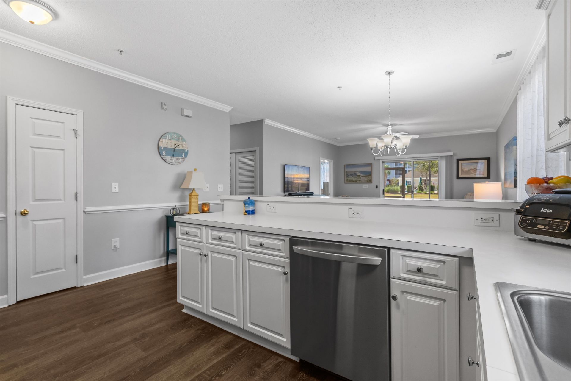 500 Wickham Dr.  Photo 5