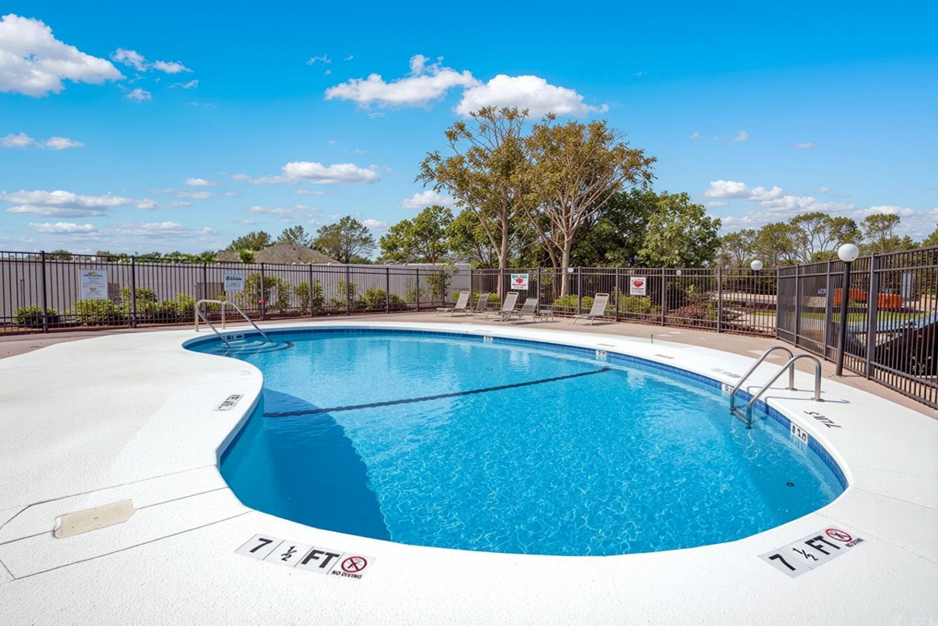 700 Deer Creek Rd.  Photo 34