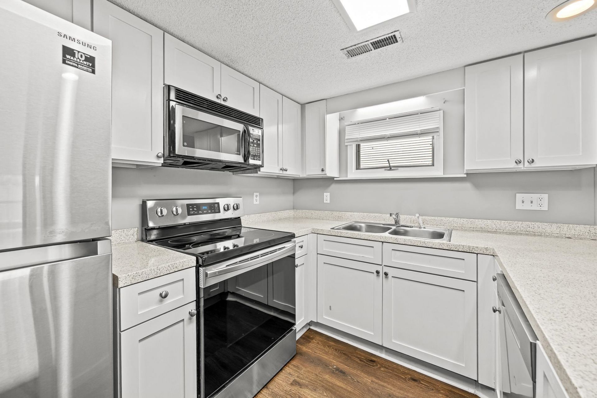 700 Deer Creek Rd.  Photo 8
