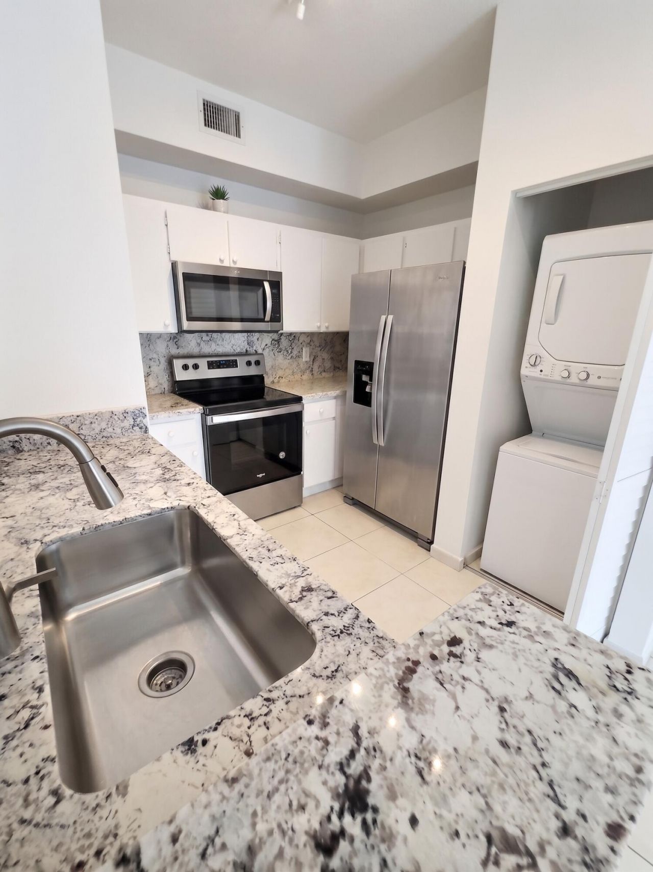 7240 NW 114th Avenue, Unit 304, Doral, FL 33178 Photo